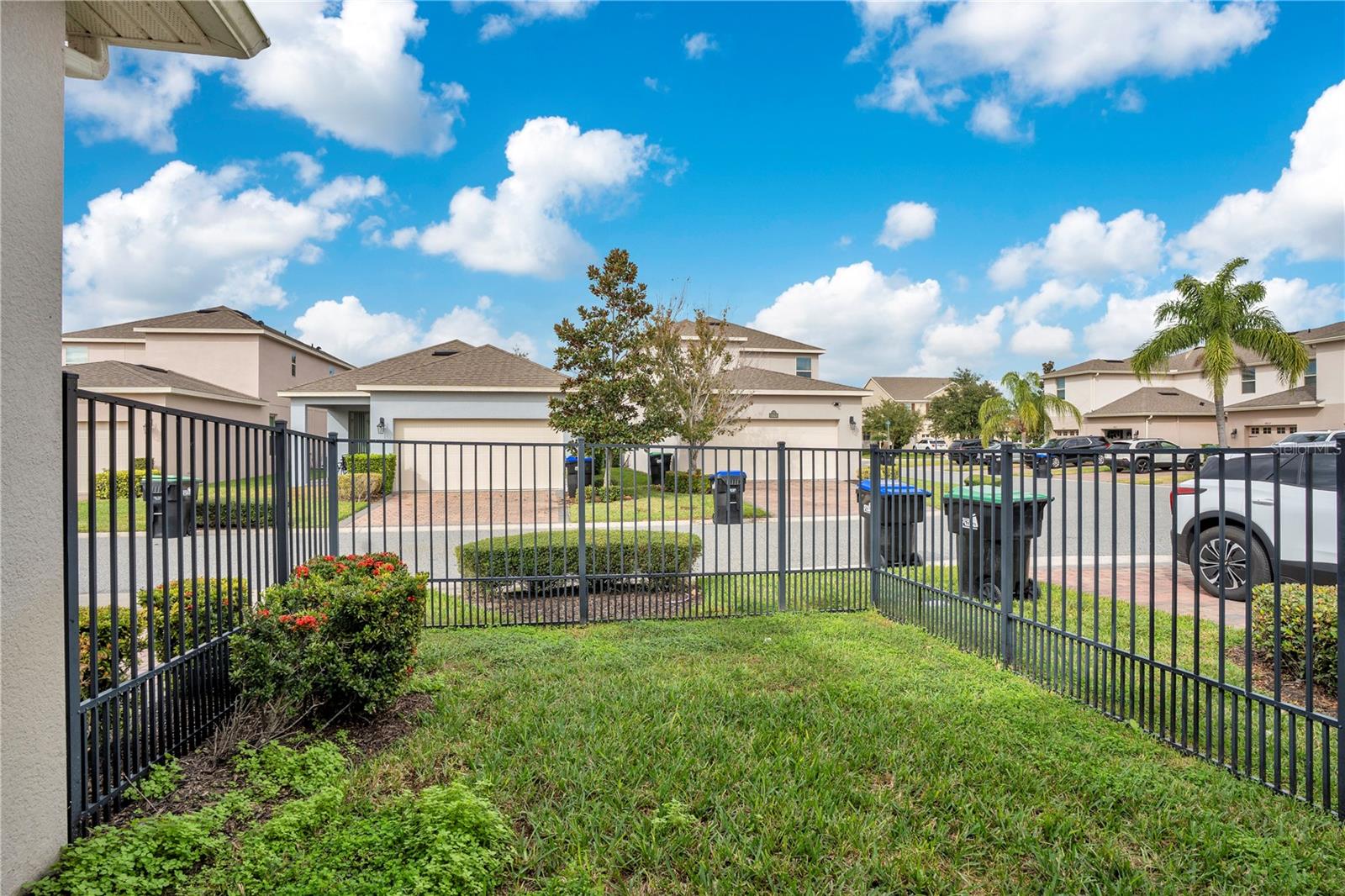 Image 32 of 49 For 16125 Azure Key Street