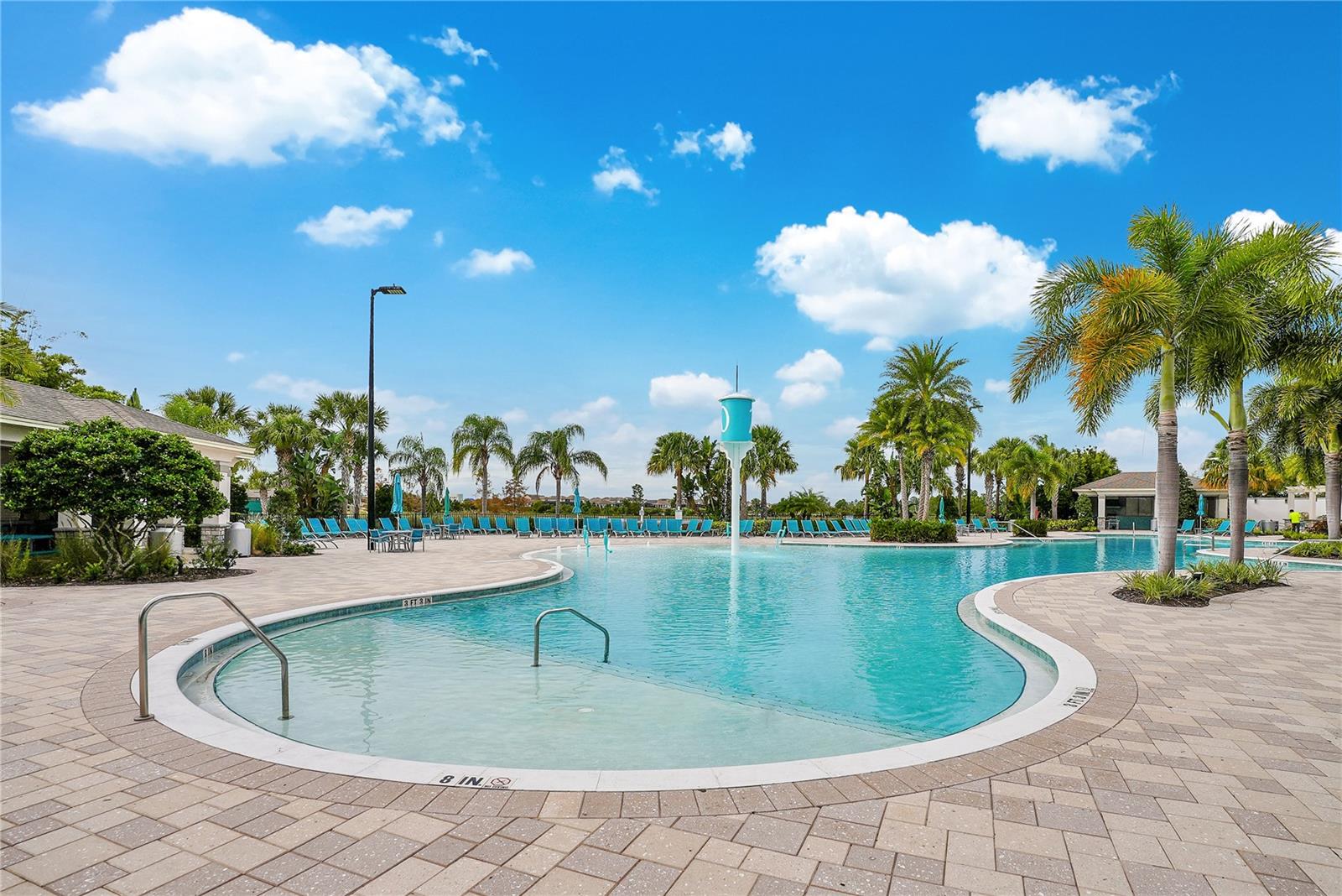 Image 36 of 49 For 16125 Azure Key Street