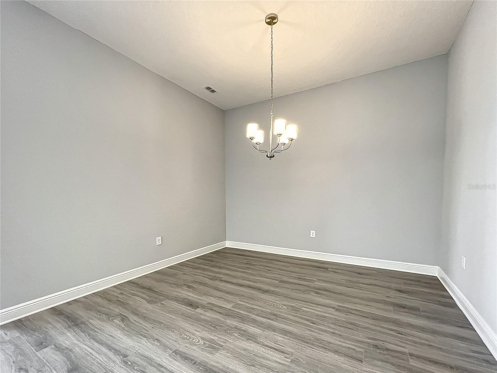 Image 18 of 64 For 13181 Mcmillan Drive