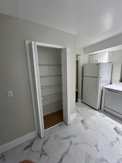 Image 10 of 30 For 411 Poplar Court