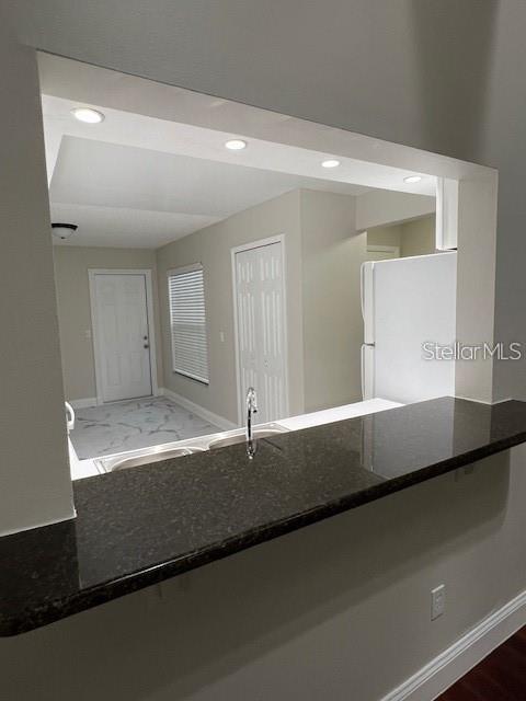 Image 12 of 30 For 411 Poplar Court