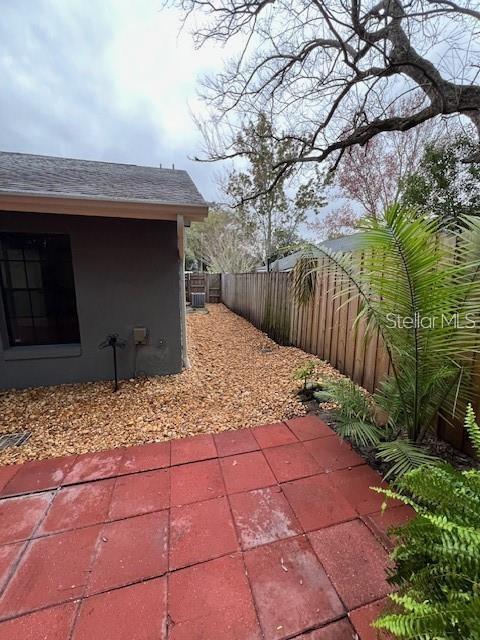 Image 23 of 30 For 411 Poplar Court