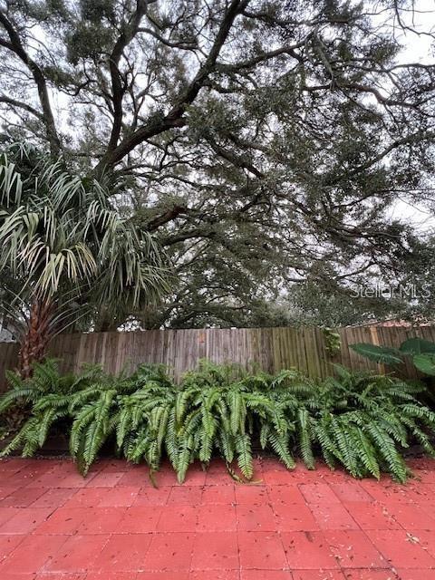 Image 27 of 30 For 411 Poplar Court