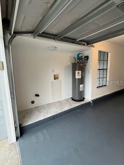 Image 28 of 30 For 411 Poplar Court