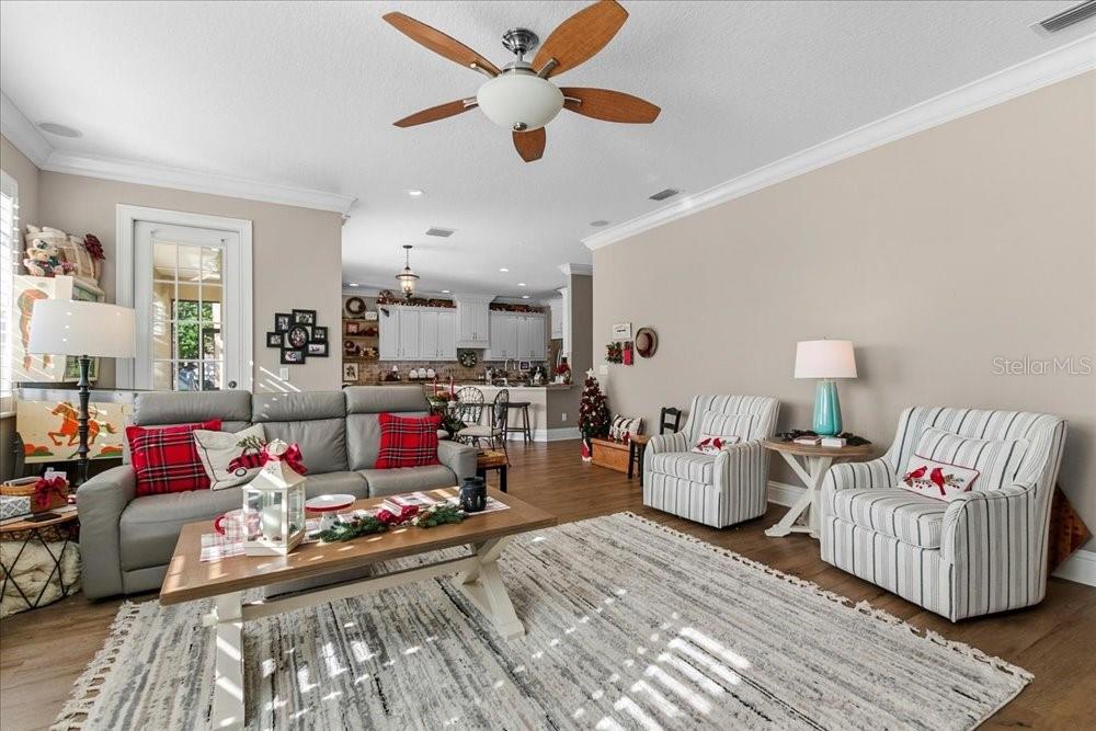 Image 10 of 45 For 617 Legacy Park Drive