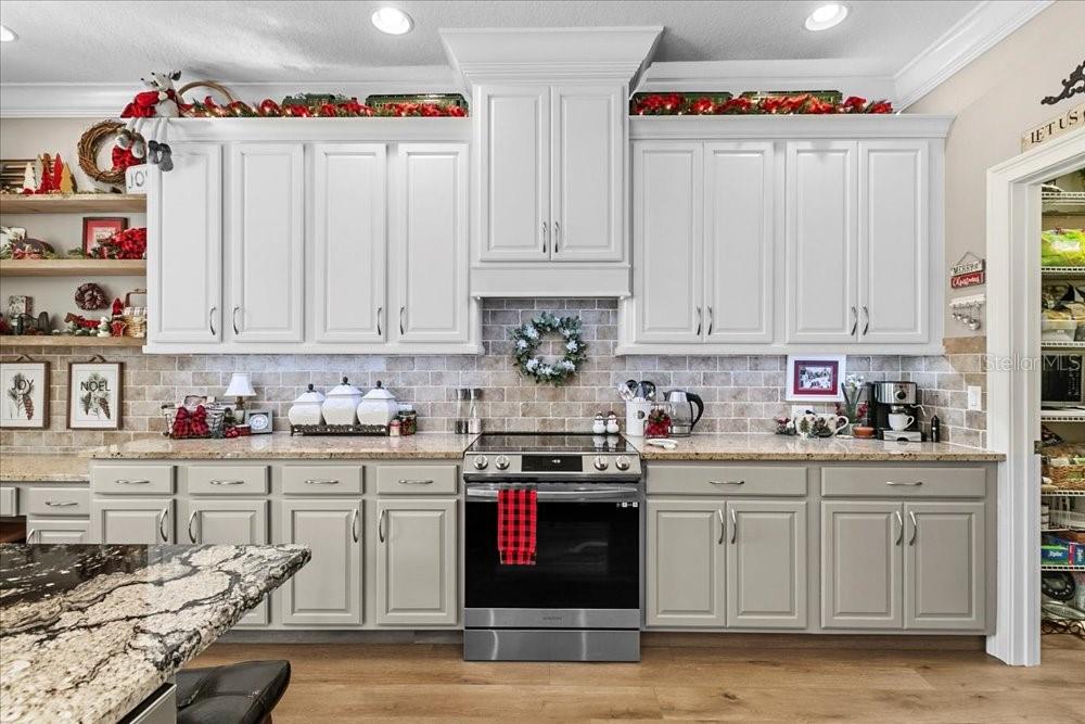 Image 14 of 45 For 617 Legacy Park Drive