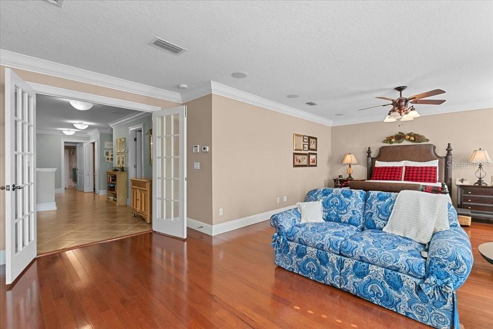 Image 18 of 45 For 617 Legacy Park Drive