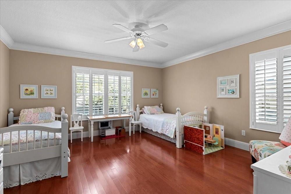 Image 25 of 45 For 617 Legacy Park Drive