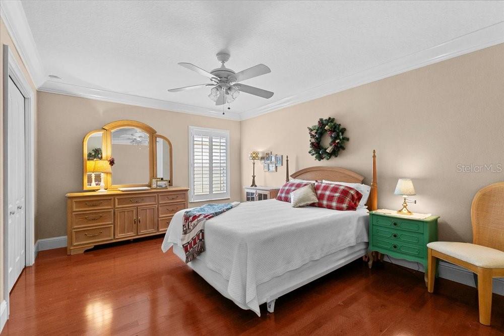 Image 26 of 45 For 617 Legacy Park Drive