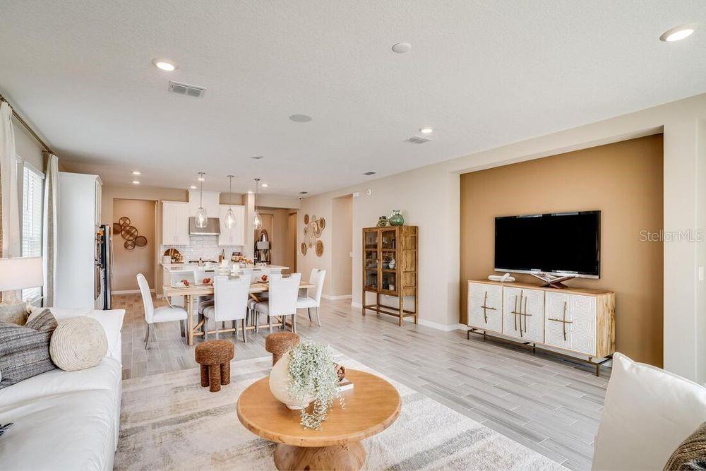 Image 21 of 42 For 589 Moon Shell Circle