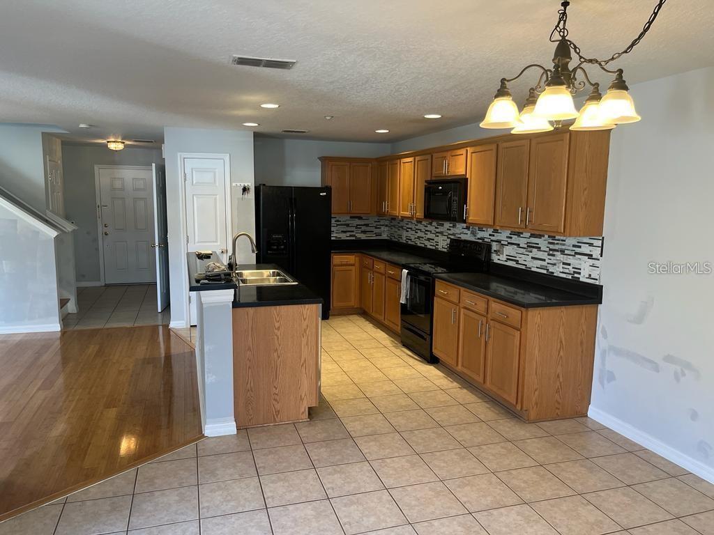 Image 11 of 11 For 399 Winter Nellis Circle