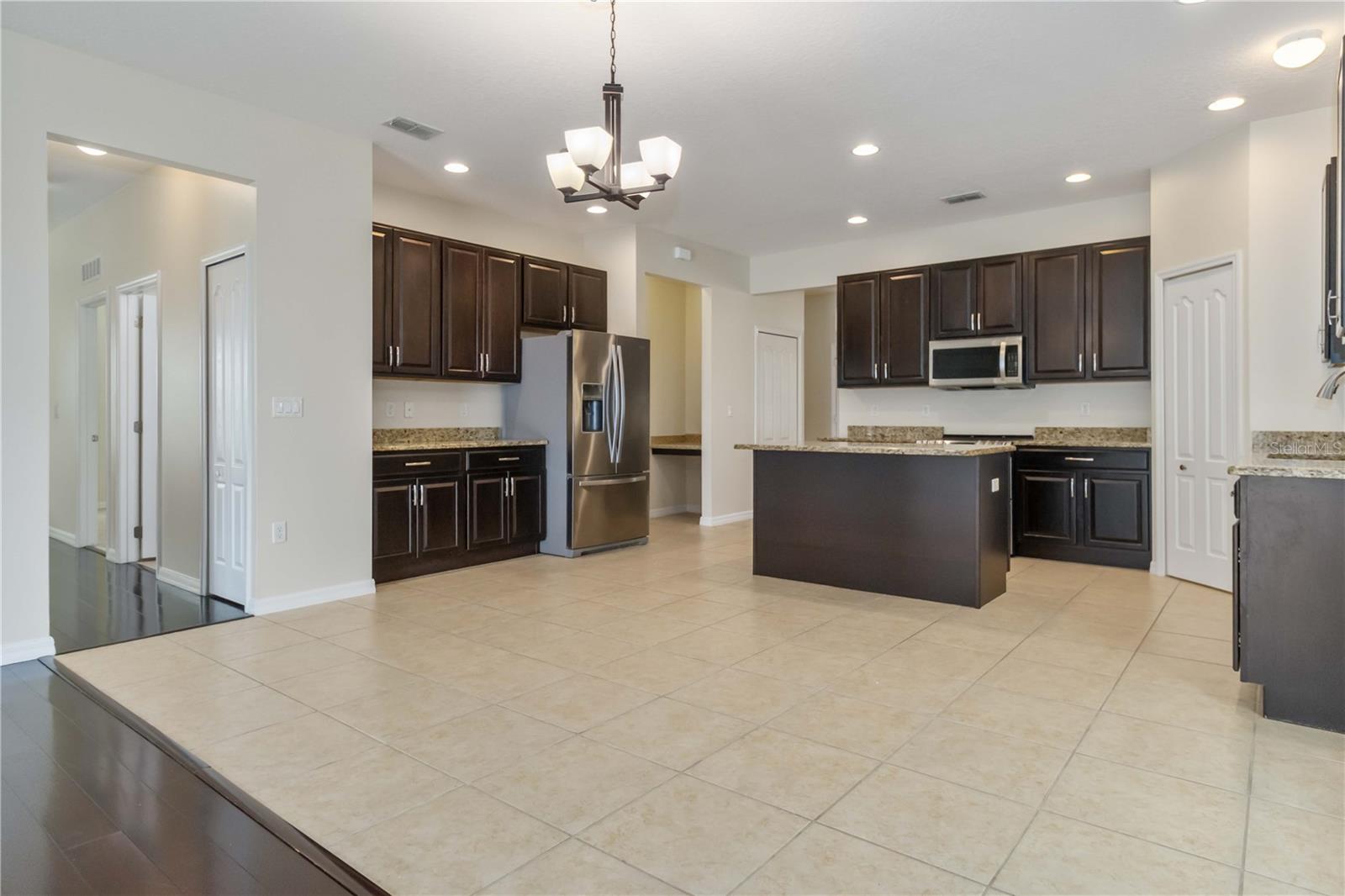 Image 14 of 49 For 5425 Brilliance Circle