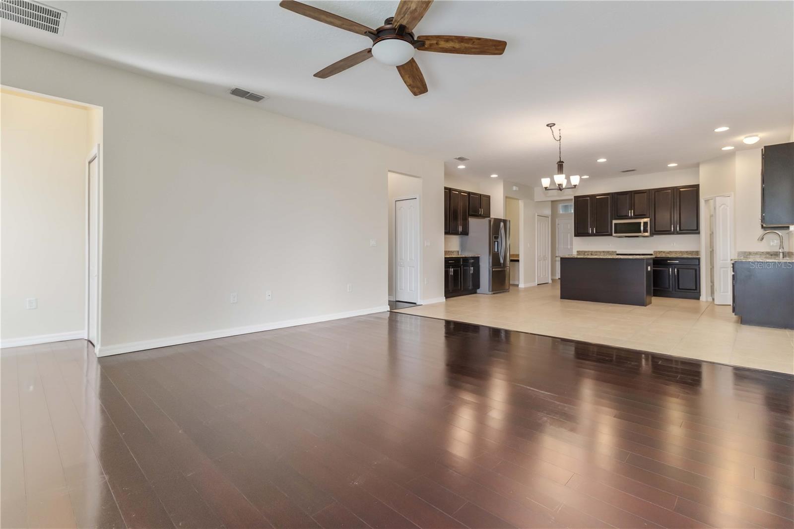 Image 18 of 49 For 5425 Brilliance Circle