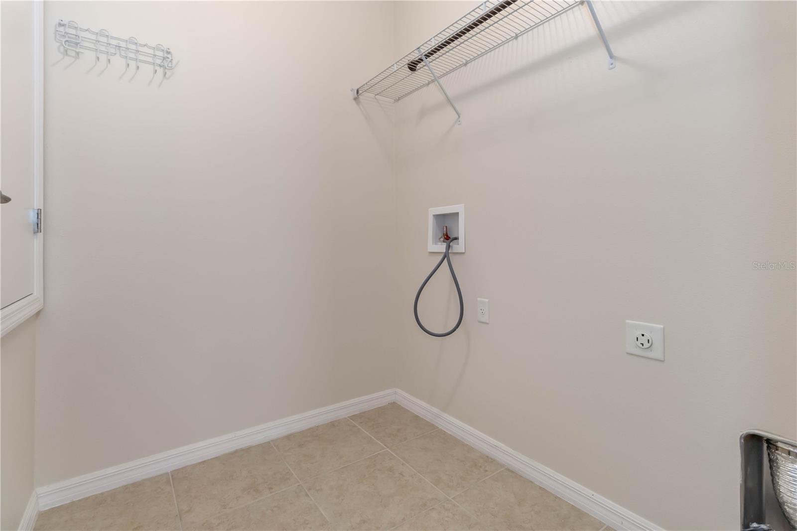 Image 25 of 49 For 5425 Brilliance Circle