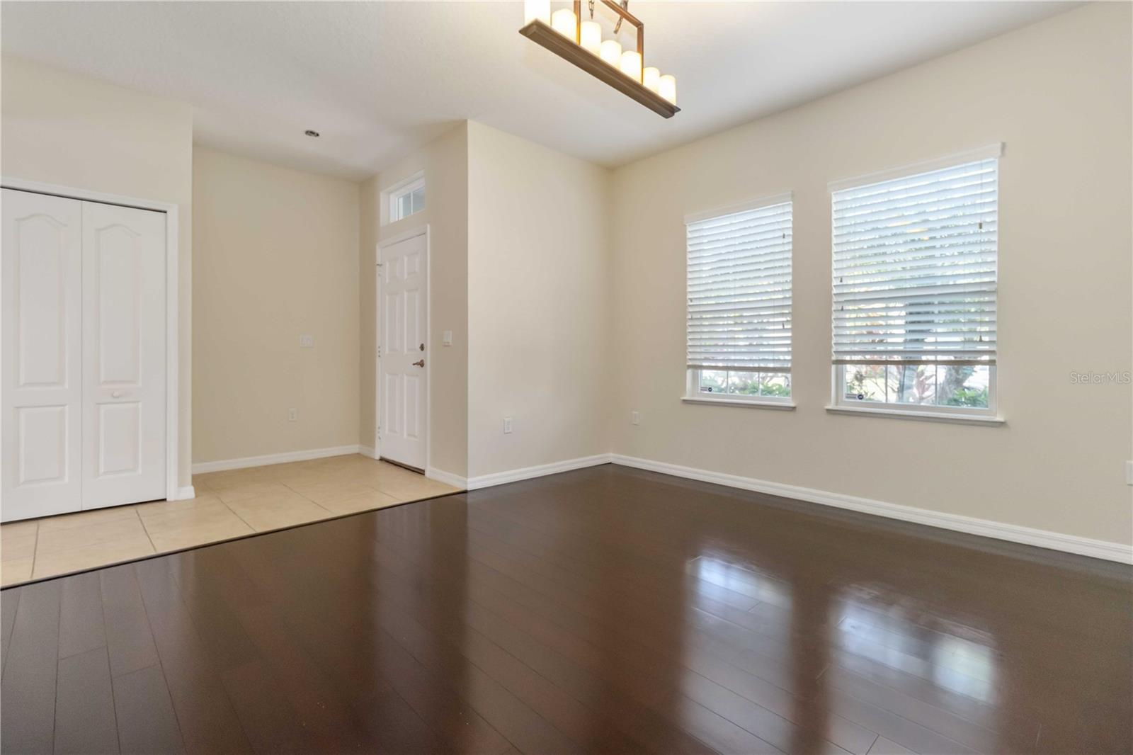 Image 8 of 49 For 5425 Brilliance Circle