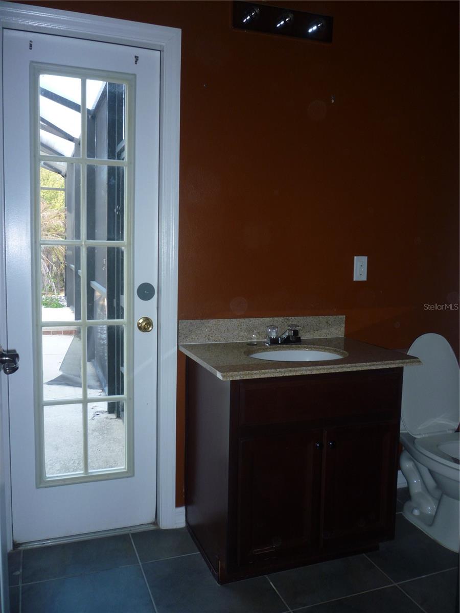 Image 11 of 13 For 981 Valleyway Drive