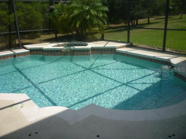 Image 12 of 13 For 981 Valleyway Drive