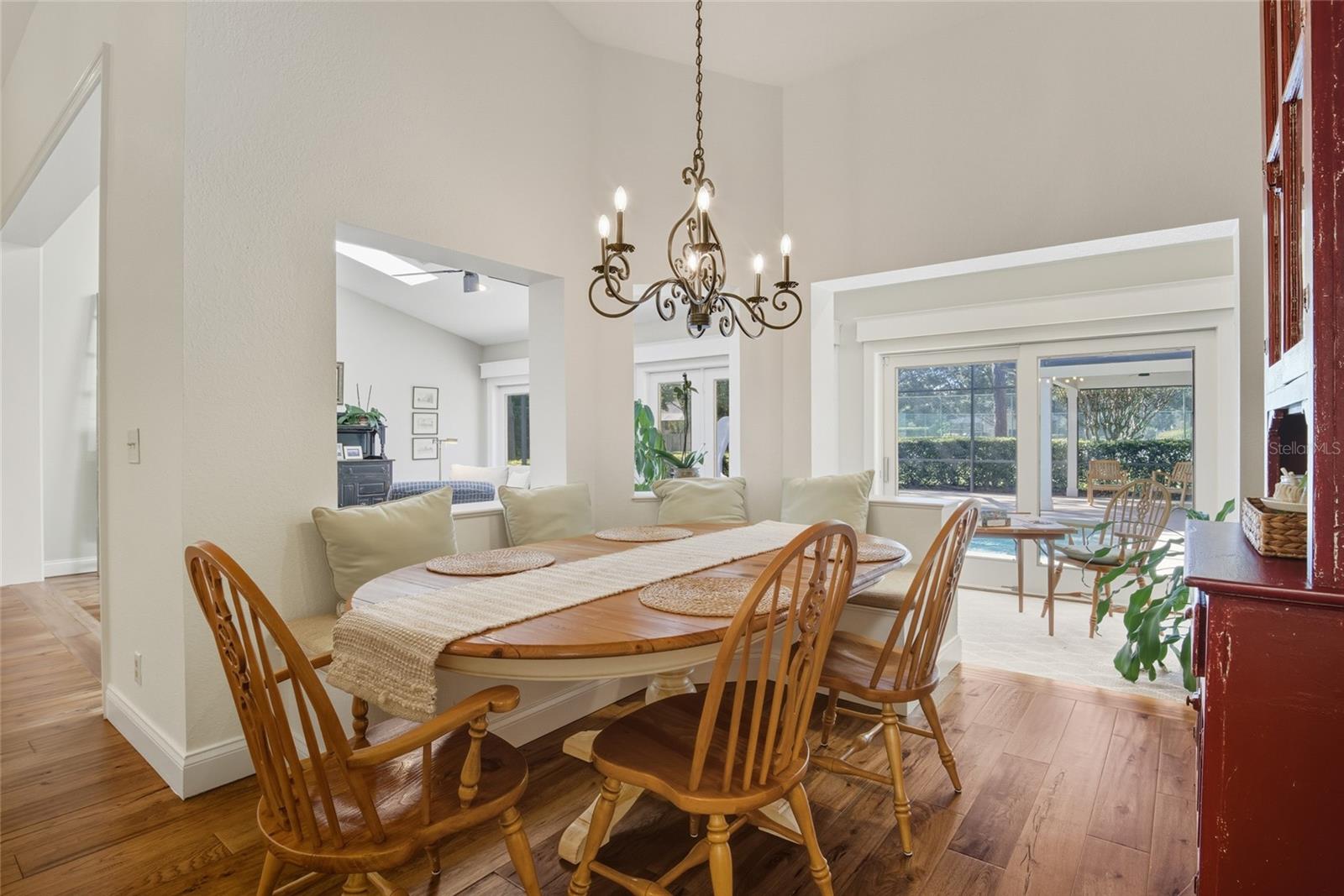 Image 12 of 53 For 1804 Maple Leaf Drive