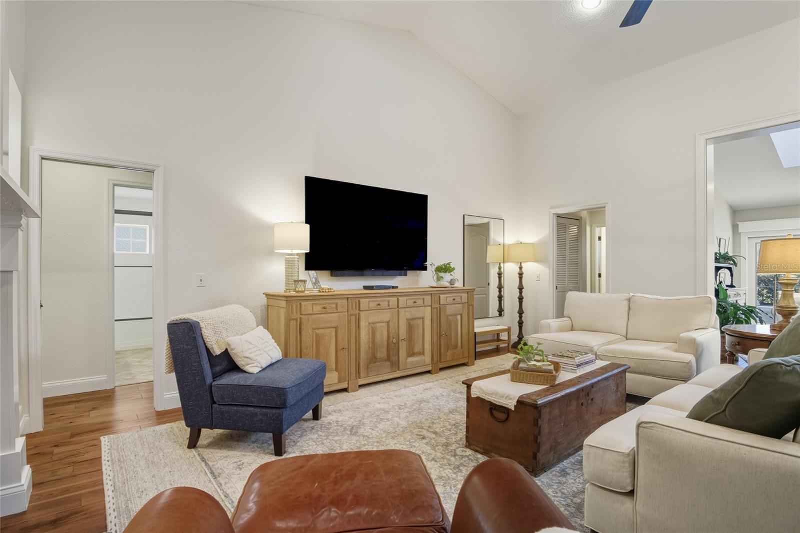 Image 17 of 53 For 1804 Maple Leaf Drive