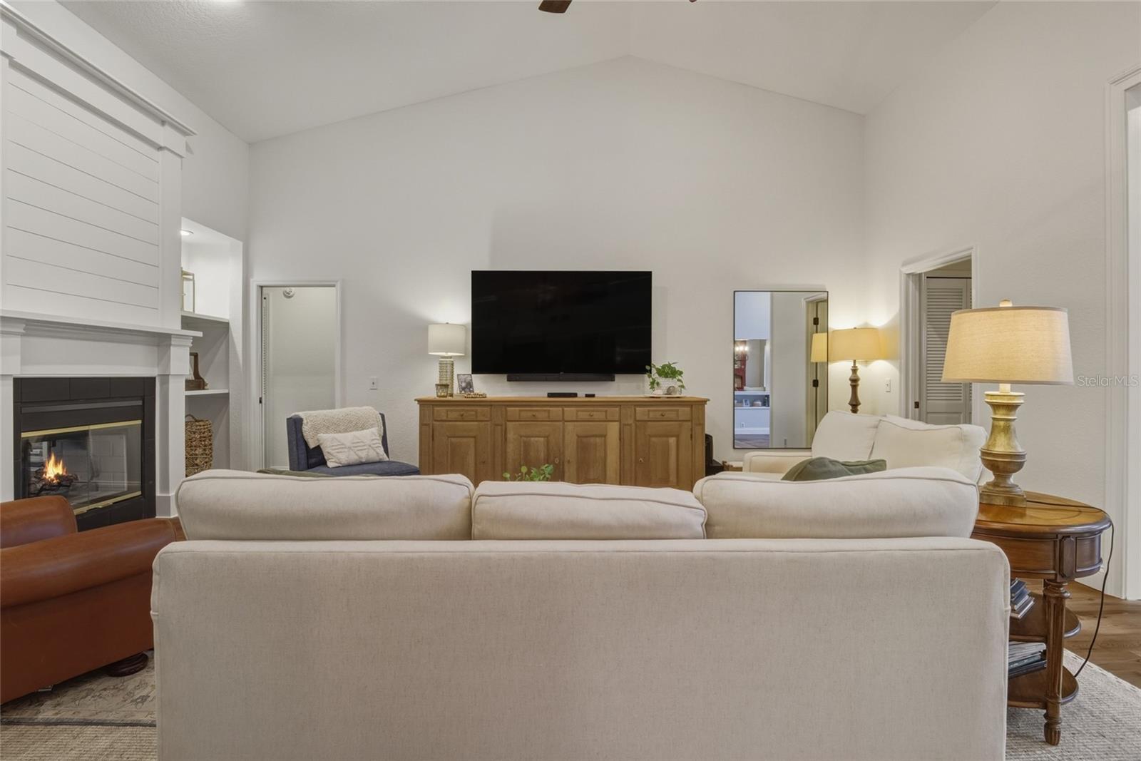 Image 18 of 53 For 1804 Maple Leaf Drive