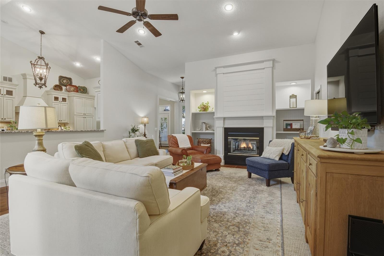 Image 19 of 53 For 1804 Maple Leaf Drive