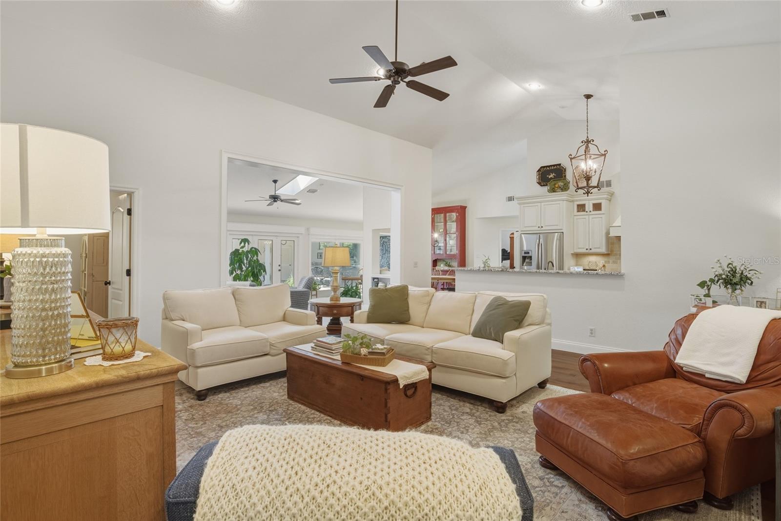 Image 21 of 53 For 1804 Maple Leaf Drive