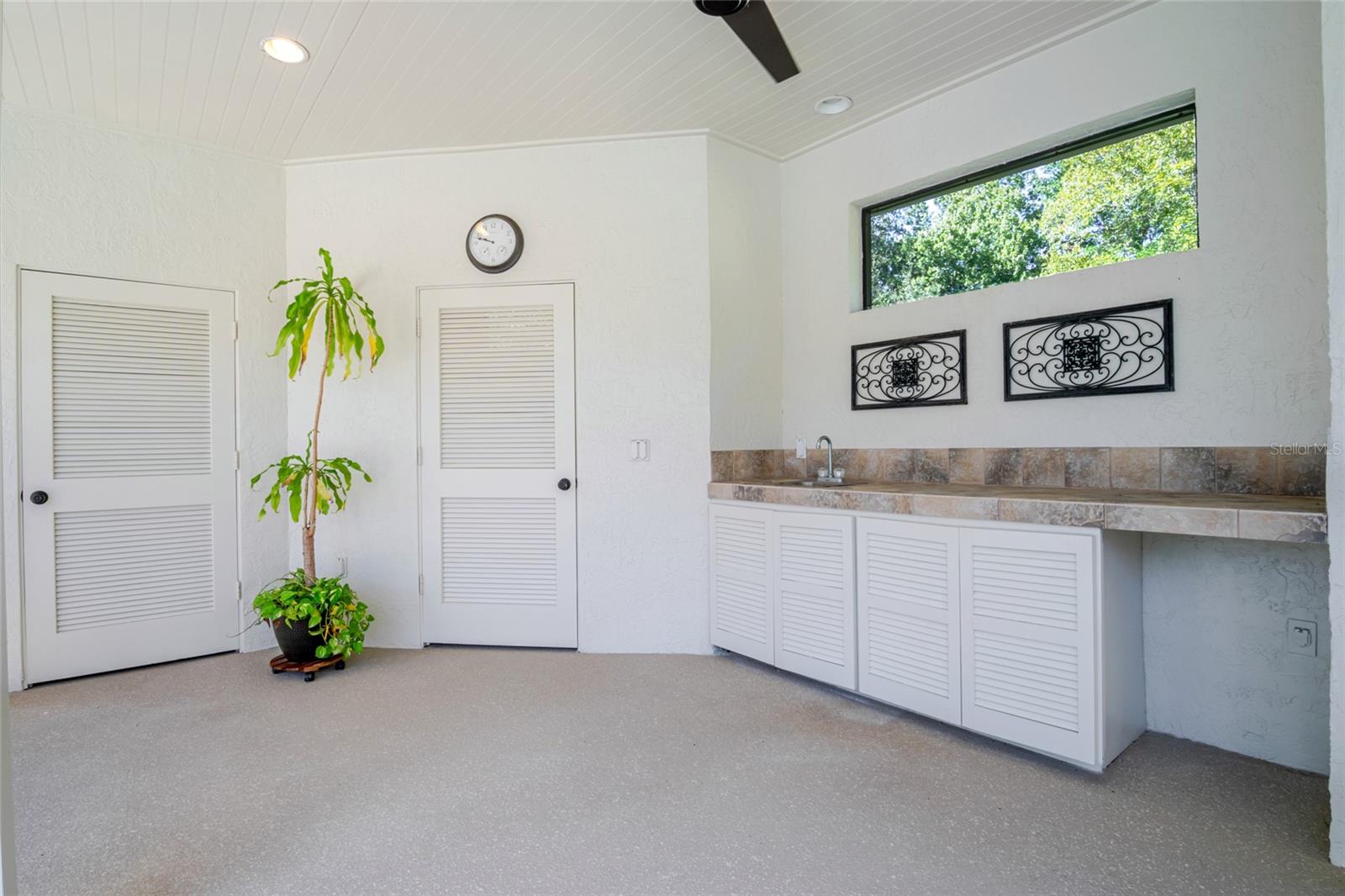 Image 37 of 53 For 1804 Maple Leaf Drive