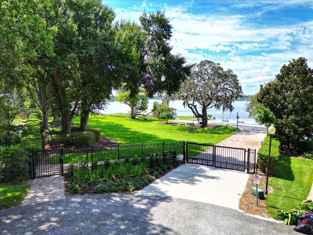 Image 51 of 53 For 1804 Maple Leaf Drive