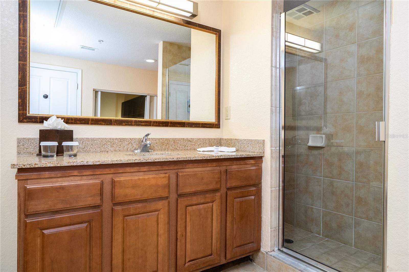 Image 50 of 70 For 12527 Floridays Resort Drive 611-e