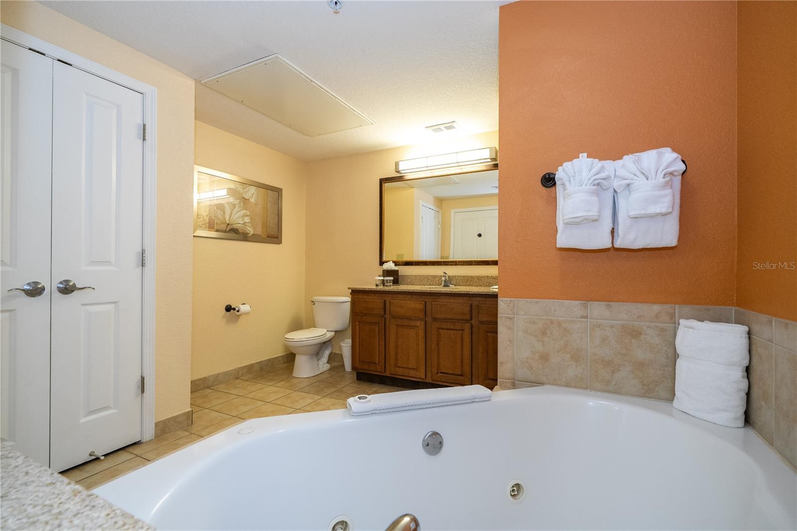 Image 53 of 70 For 12527 Floridays Resort Drive 611-e