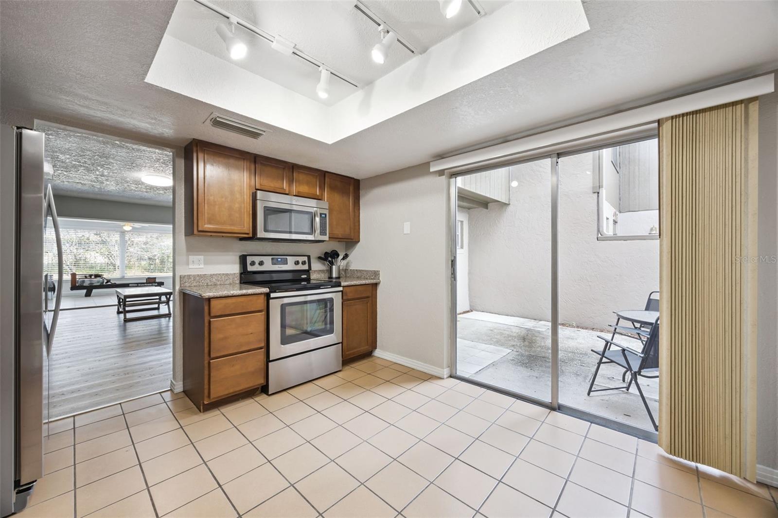 Image 15 of 63 For 136 Teriwood Court