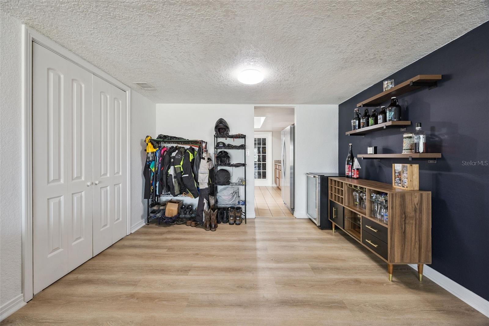 Image 21 of 63 For 136 Teriwood Court