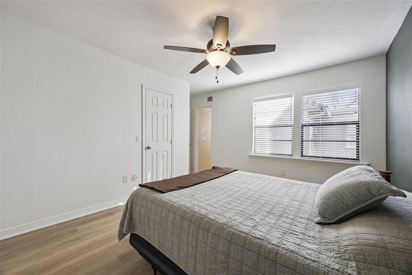 Image 30 of 63 For 136 Teriwood Court