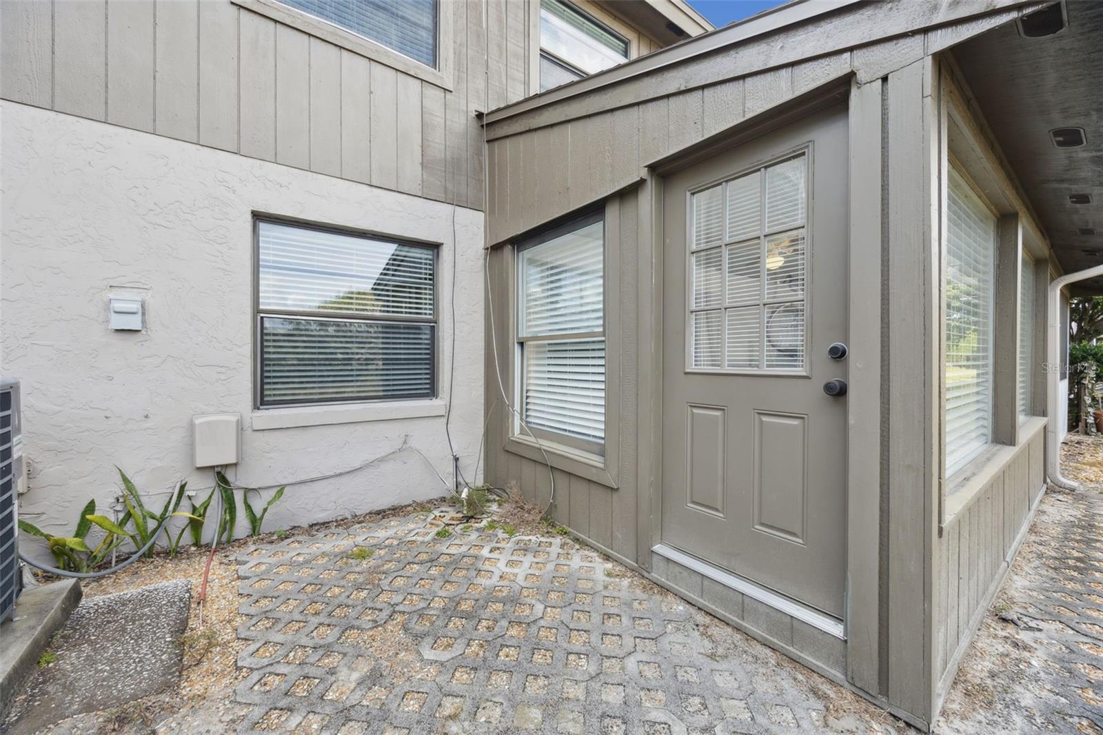 Image 42 of 63 For 136 Teriwood Court