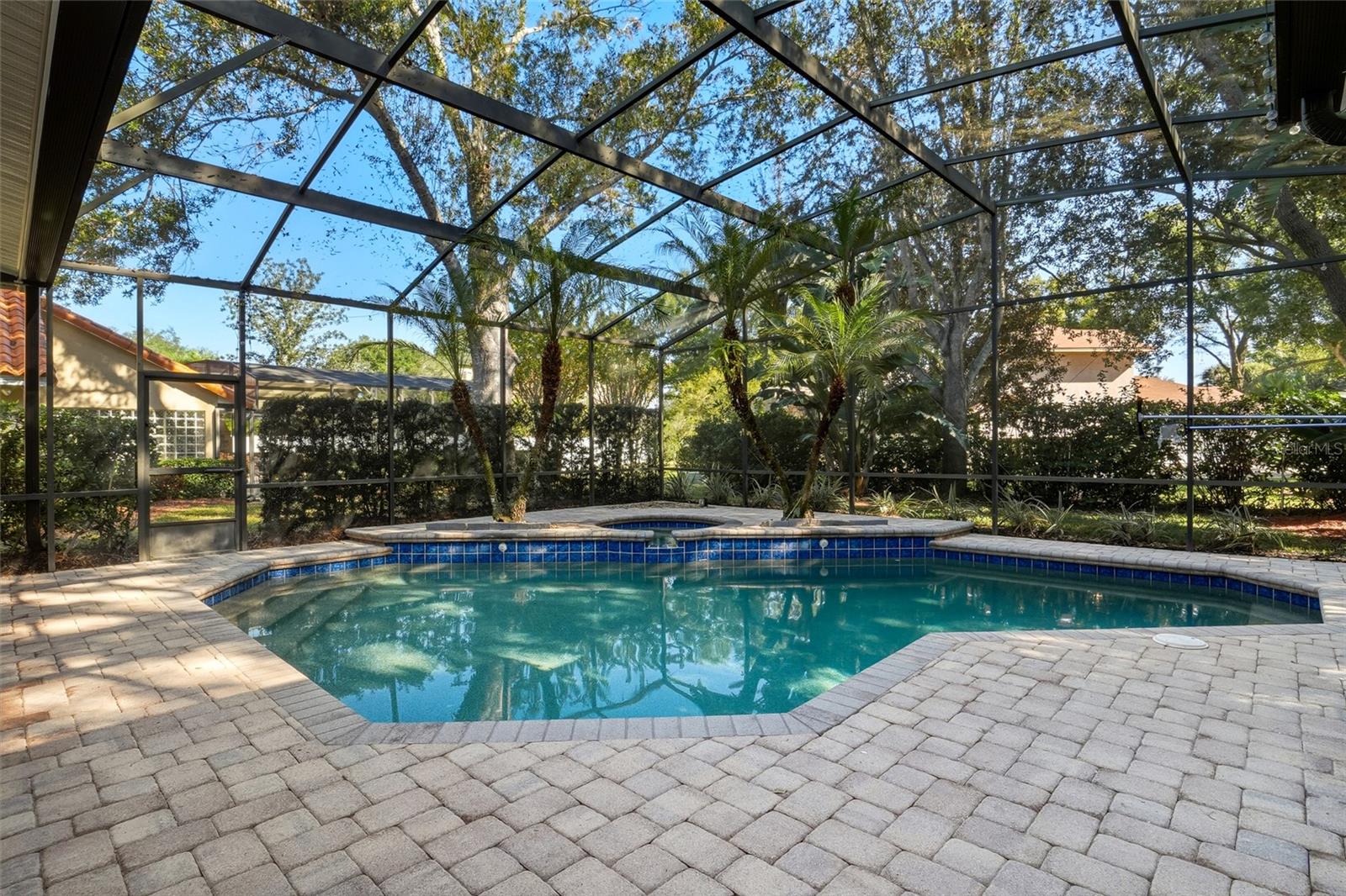 Image 33 of 47 For 7725 Apple Tree Circle