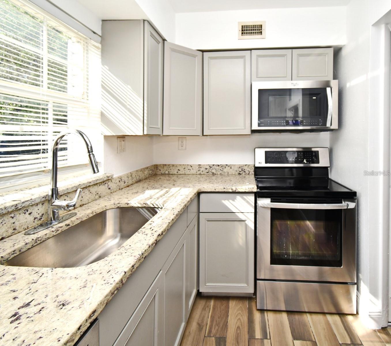 Image 2 of 11 For 3057 Aaron Burr Avenue 1