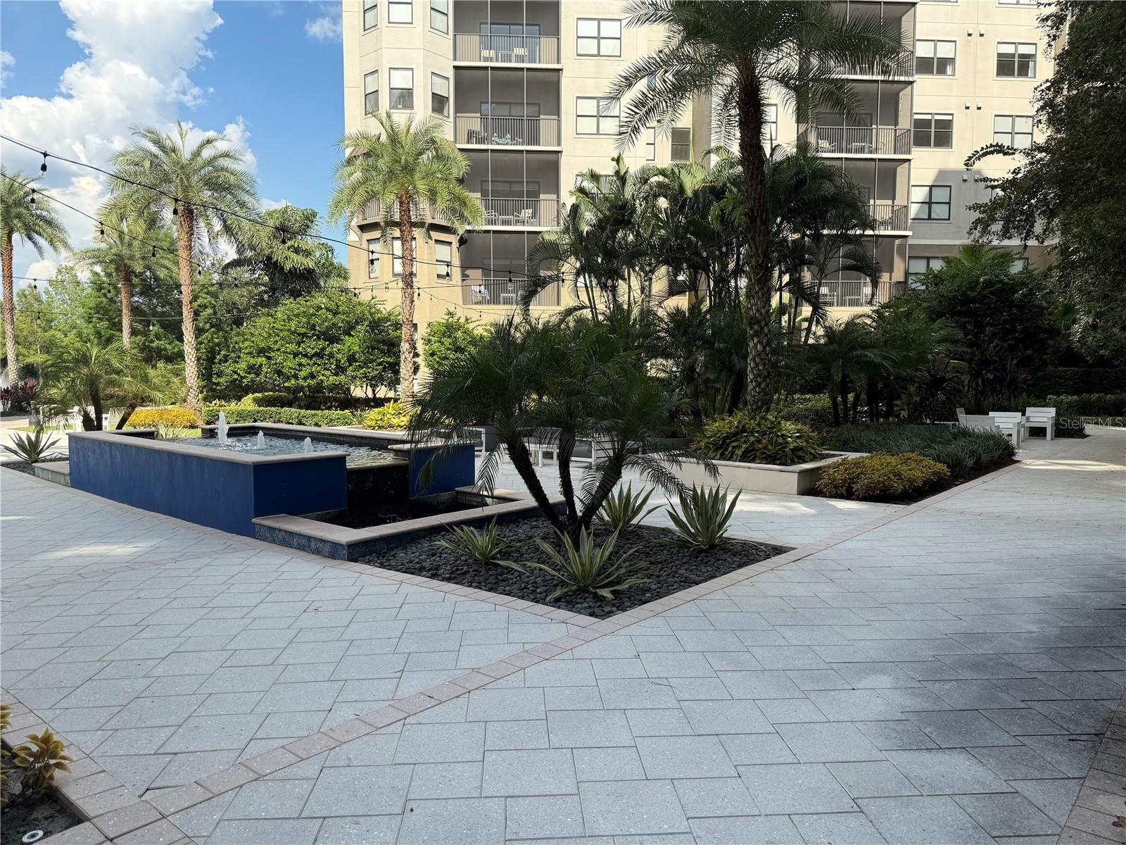 Image 10 of 56 For 14501 Grove Resort Avenue 2536