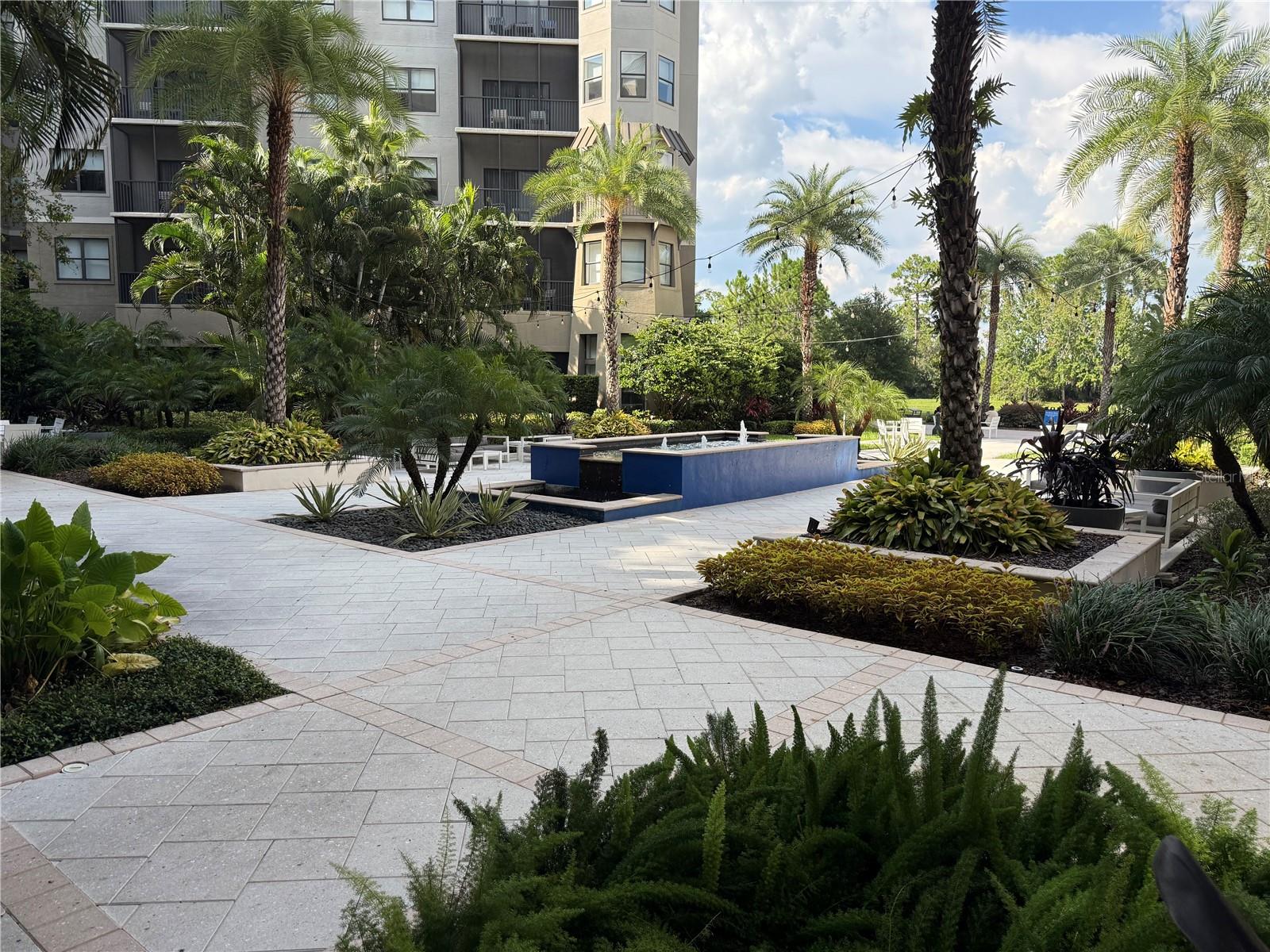 Image 11 of 56 For 14501 Grove Resort Avenue 2536