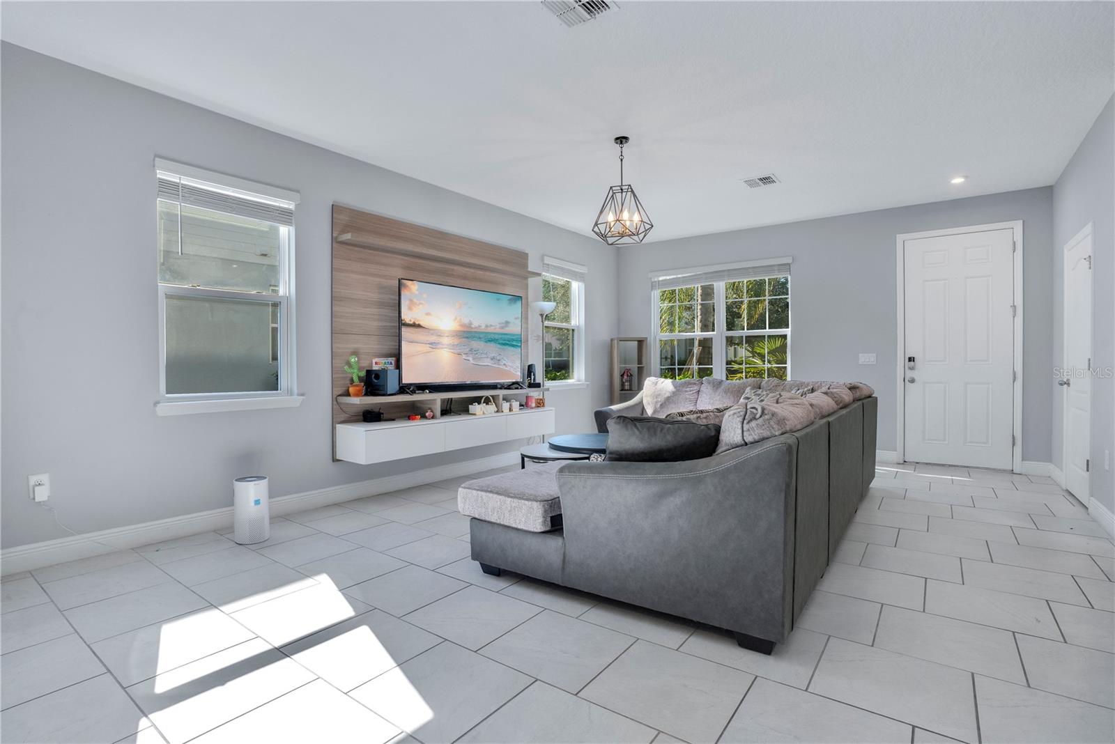 Image 7 of 36 For 6149 Elfin Herb Way