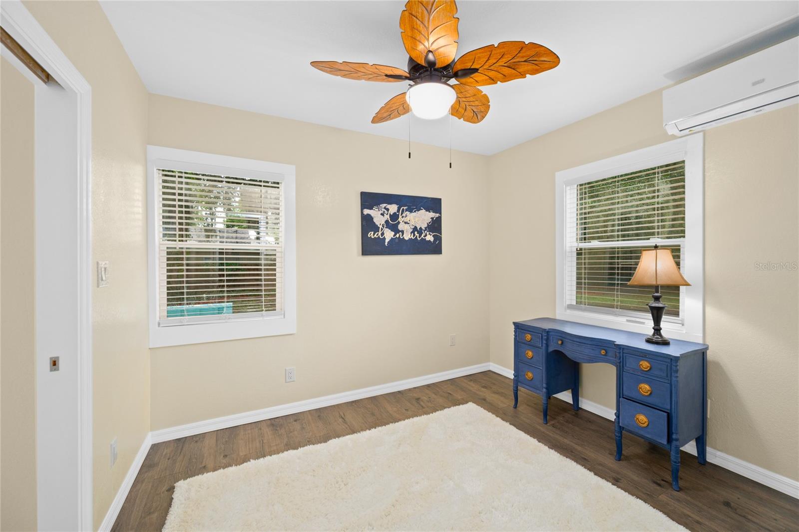 Image 16 of 39 For 245 Rhodes Street