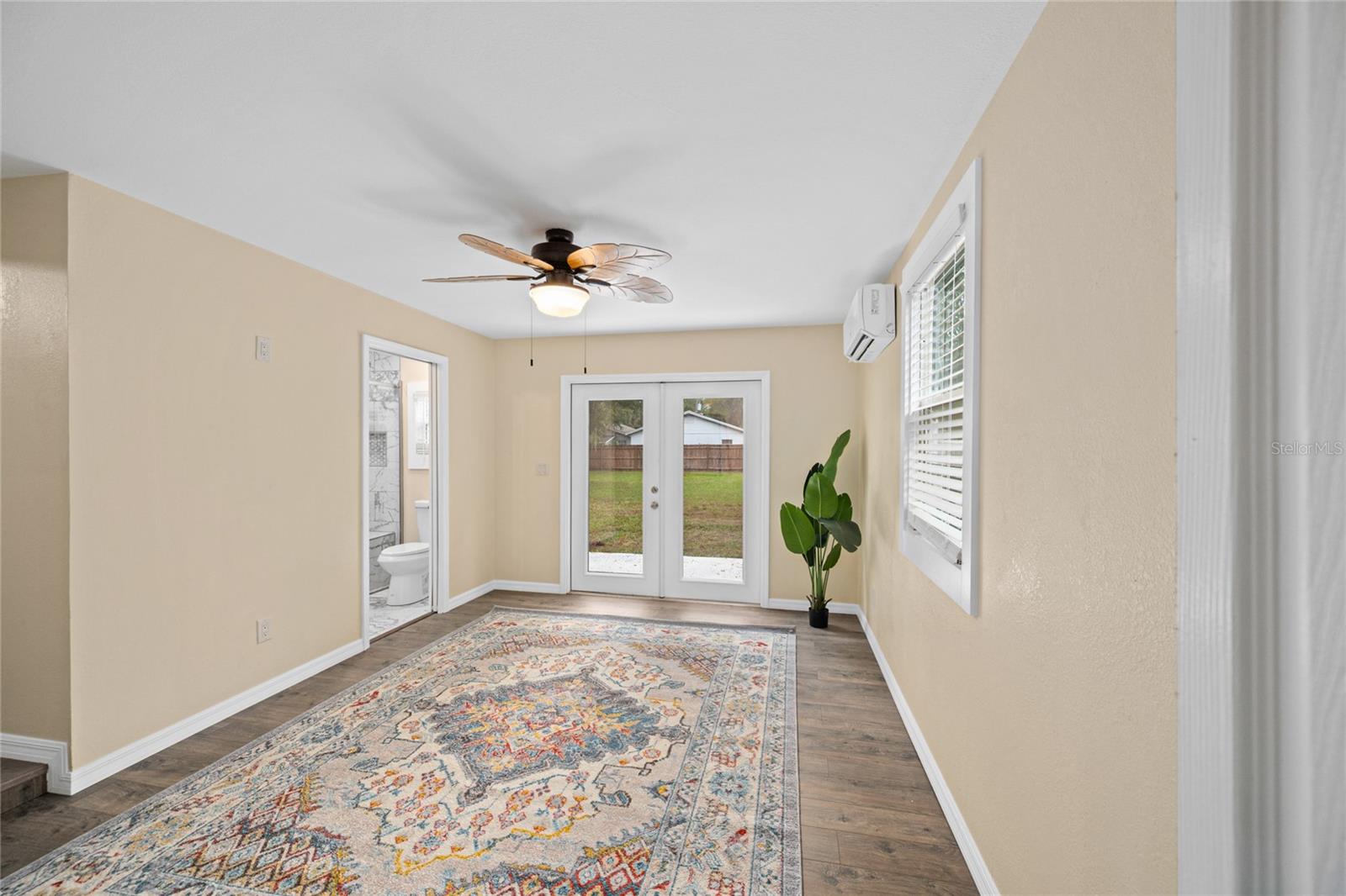 Image 9 of 39 For 245 Rhodes Street