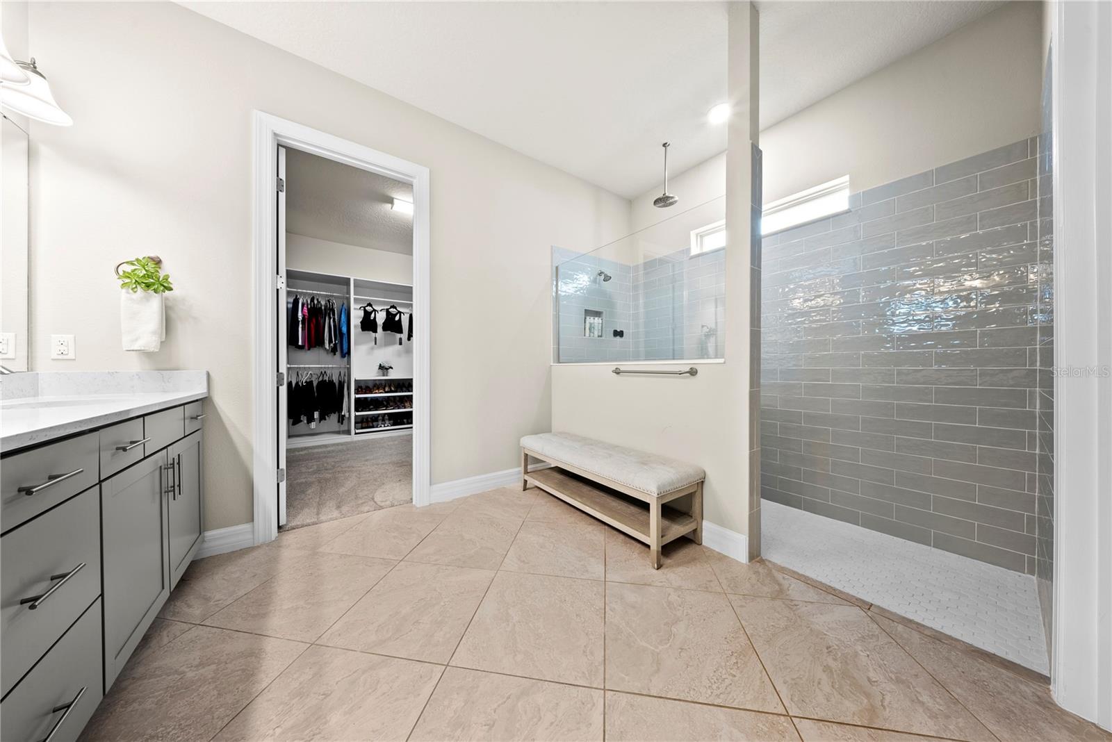 Image 29 of 70 For 7905 Wandering Way