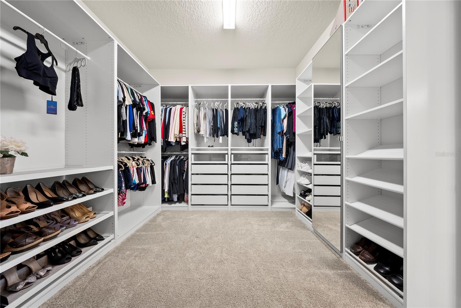 Image 33 of 70 For 7905 Wandering Way