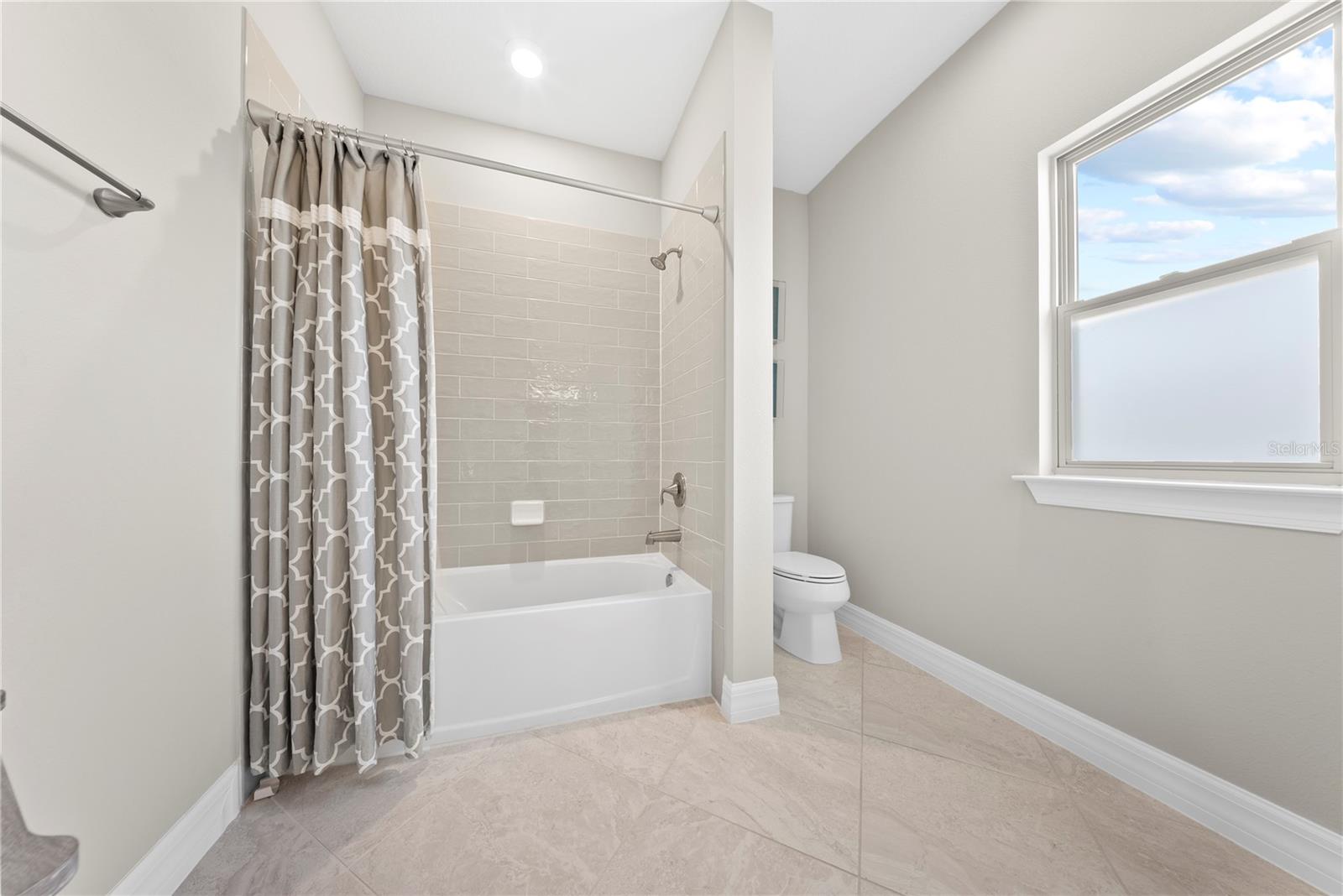 Image 43 of 70 For 7905 Wandering Way