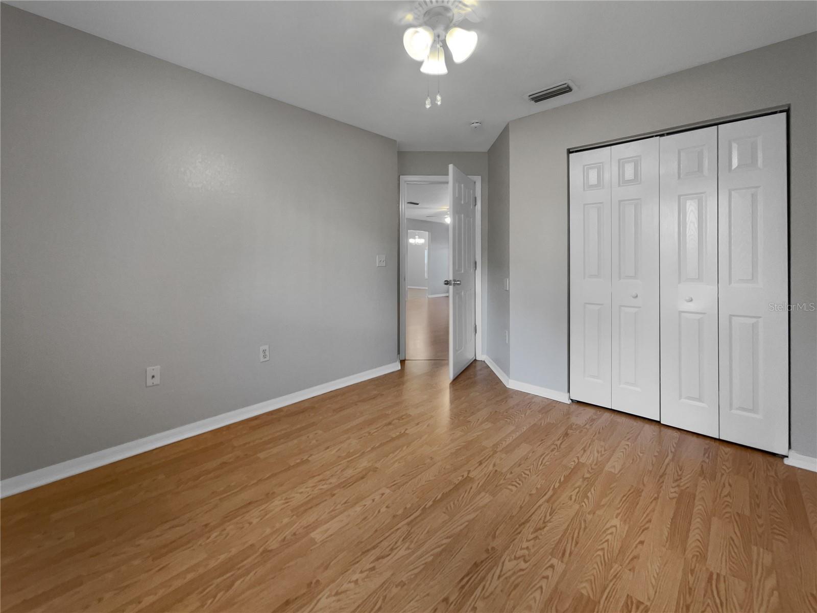 Image 16 of 20 For 1411 36th Avenue E