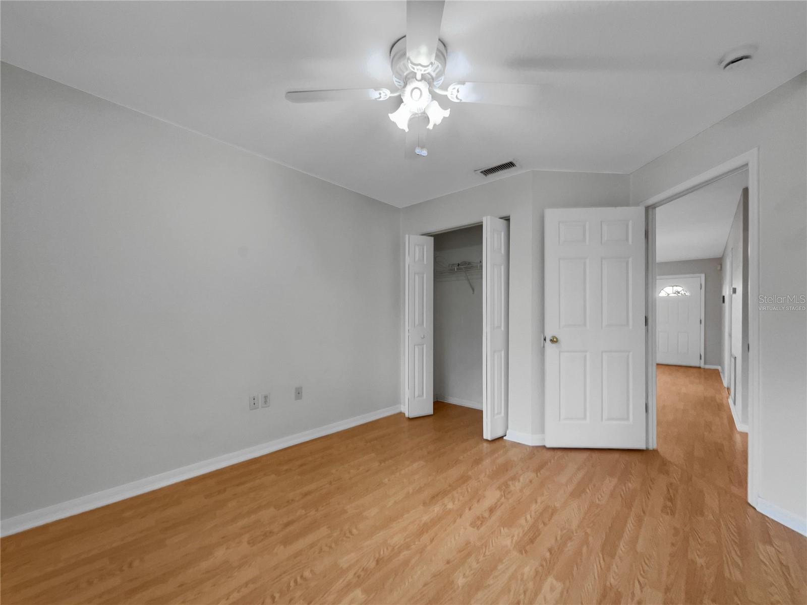 Image 4 of 20 For 1411 36th Avenue E