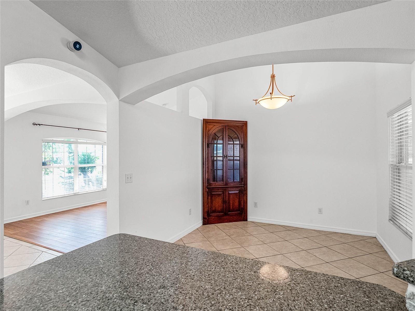 Image 12 of 39 For 794 Selby Street