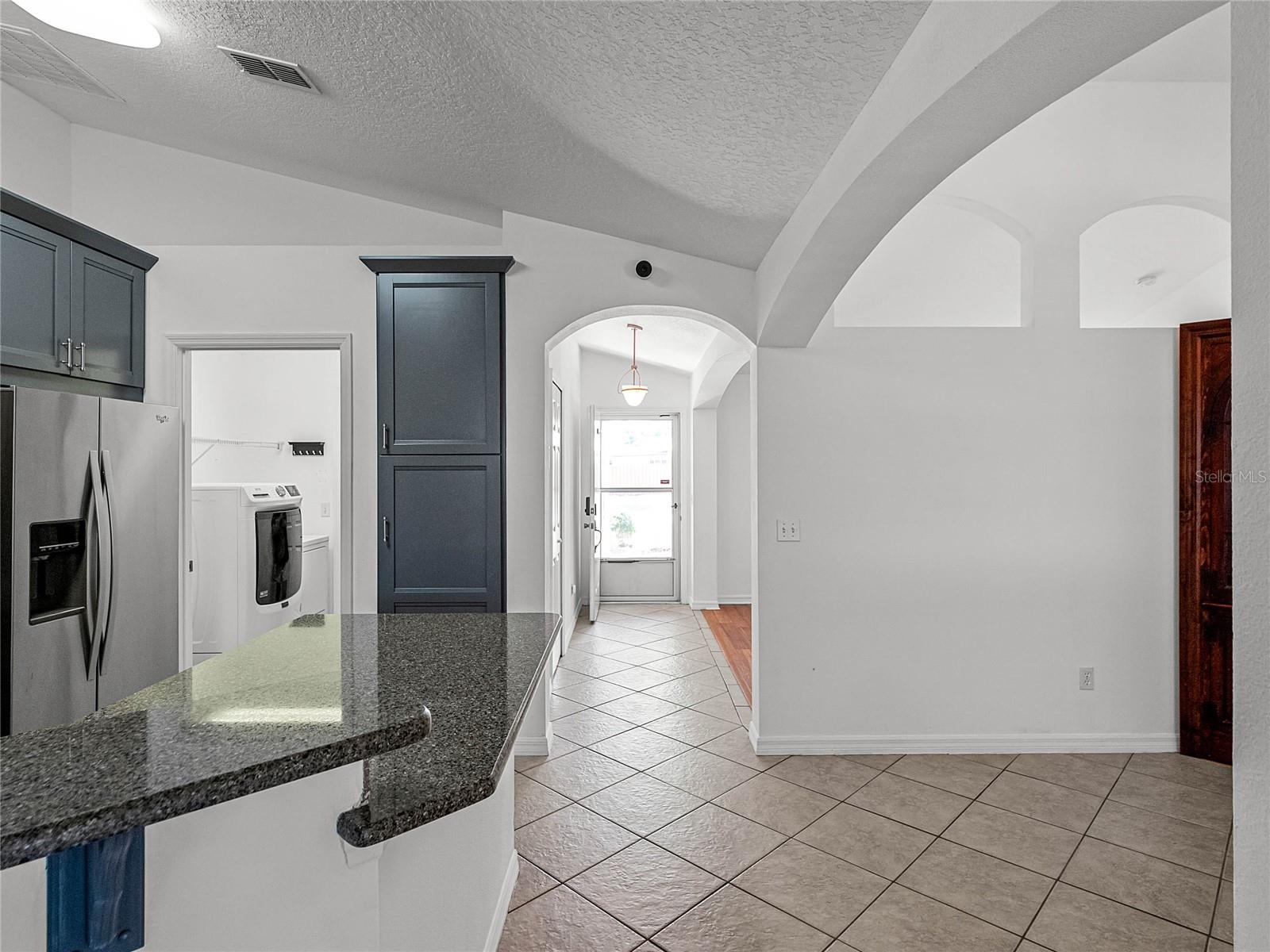 Image 13 of 39 For 794 Selby Street