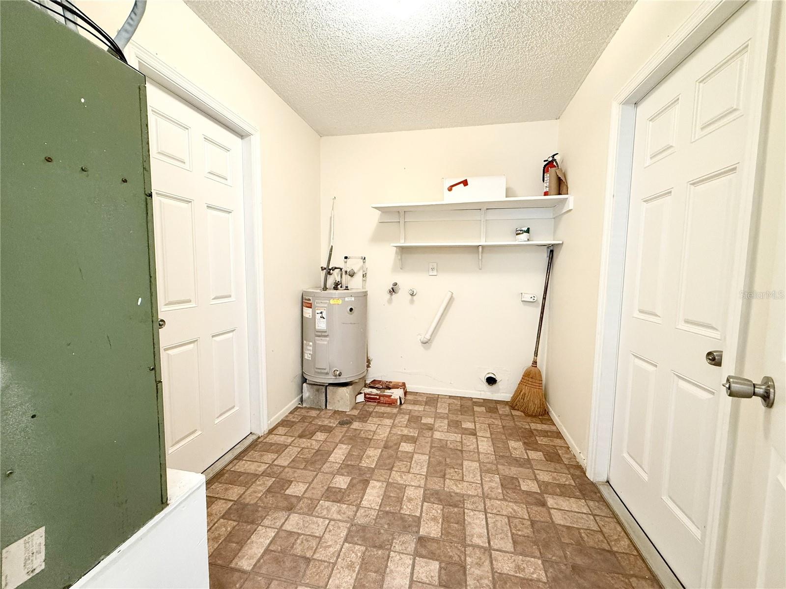 Image 19 of 26 For 114 Bulova Drive