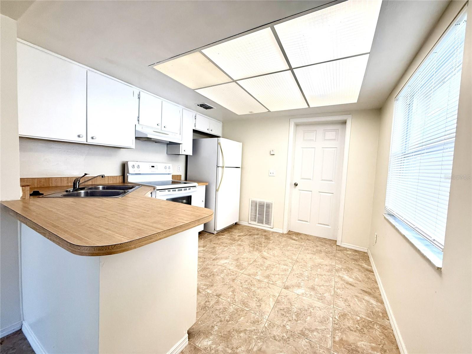 Image 7 of 26 For 114 Bulova Drive